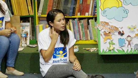 Jade Dávila, gerente general de Sueños Compartidos, sostiene que la lengua de señas debería ser parte de la malla curricular en las escuelas.