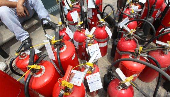 Cuidado en casa: alertan la proliferación de extintores portátiles  adulterados, ECONOMIA