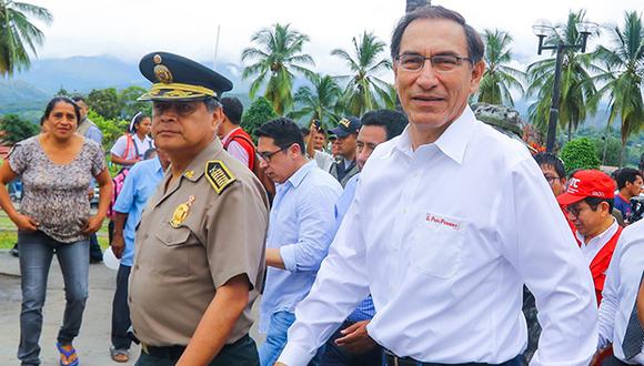 Martín Vizcarra aclaró que si bien debe cumplir con sus compromisos internacionales, eso no significa olvidar los compromisos asumidos previamente en el Perú. (Foto: GEC)