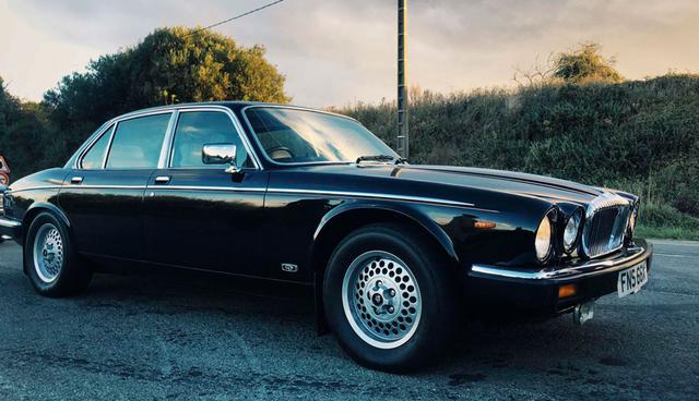 FOTO 3 | El diseño de la rueda en este XJ se conoce coloquialmente como el "pote de la pimienta". (Foto: Bloomberg)