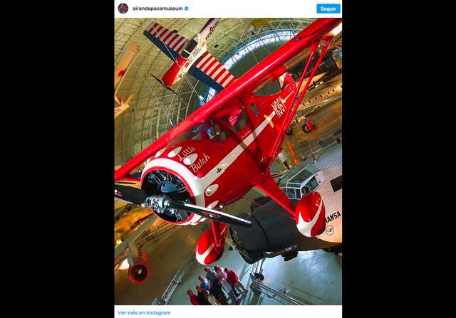 FOTO 3 | 3- Museo Nacional del Aire y el Espacio (Washington). Si eres aficionado a la aeronáutica, estas instalaciones te gustarán. Y es que el Museo Nacional del Aire y el Espacio, además de centrarse en la historia, la ciencia y la tecnología de la aviación y el vuelo espacial, posee la colección de aeronaves y naves espaciales más grande del mundo. Cercano al Capitolio, cuenta entre sus piezas más emblemáticas con el Wright Flyer, el avión que hizo el primer vuelo propulsado y controlado, el módulo de la Apollo 11, el Air Force One de 1960, usado por John Fitzgerald Kennedy, o el Enola Gay, el aparato desde el que se lanzó la bomba atómica sobre Hiroshima. El año pasado fue visitado por siete millones de personas.