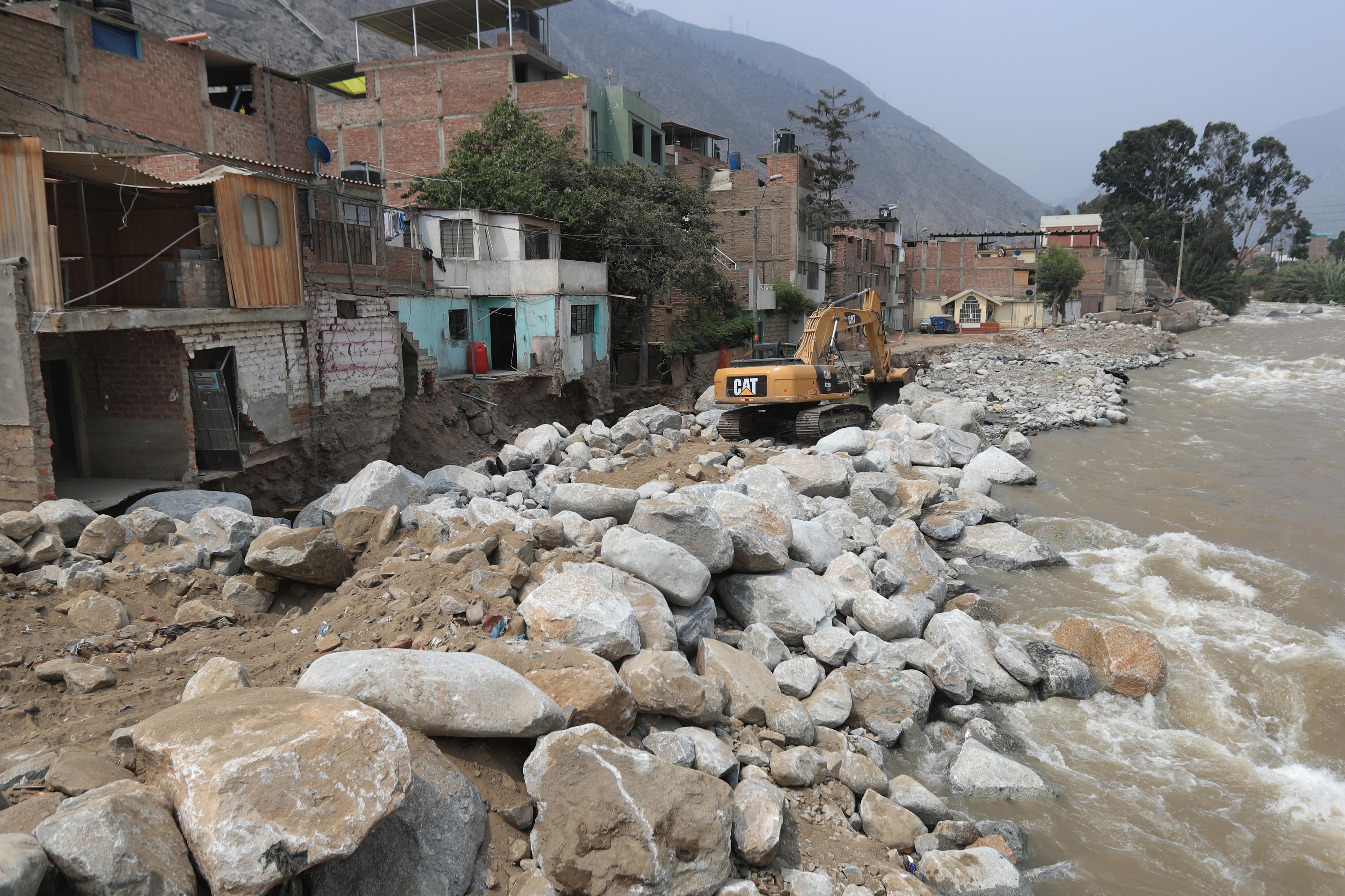 Las compañías aseguradoras han desembolsado 644 millones de dólares como parte de sus obligaciones ante los daños ocasionados por El Niño Costero en 2017.&nbsp; (Foto: GEC)