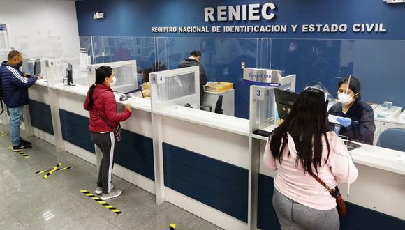 Reniec precisó que se ha prorrogado, excepcionalmente y hasta el 31 de diciembre del 2021, la vigencia de los documentos nacionales de identidad (DNI) que hayan caducado o estén por caducar. (Foto: Andina)