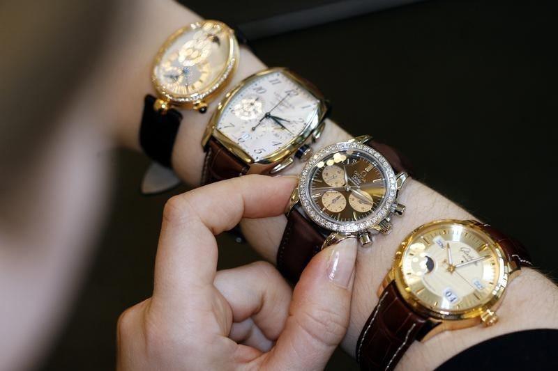 Las grandes marcas de lujo, como Rolex, Patek Philippe o Audemars Piguet, tienen reservas financieras suficientes para amortiguar los daños de la actual crisis.
