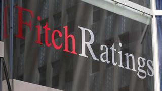 Fitch: tensiones políticas en Perú estancaron reformas y frenaron crecimiento económico