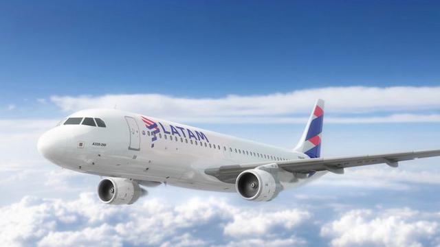 A partir de marzo, Latam Airlines Perú reducirá la tarifa en cerca de 20%, “donde el pasajero elegirá cómo quiere volar, pagando por los servicios adicionales que requiera y seleccionando la tarifa que más se ajuste a su necesidad”, dijo Félix Antelo, CEO