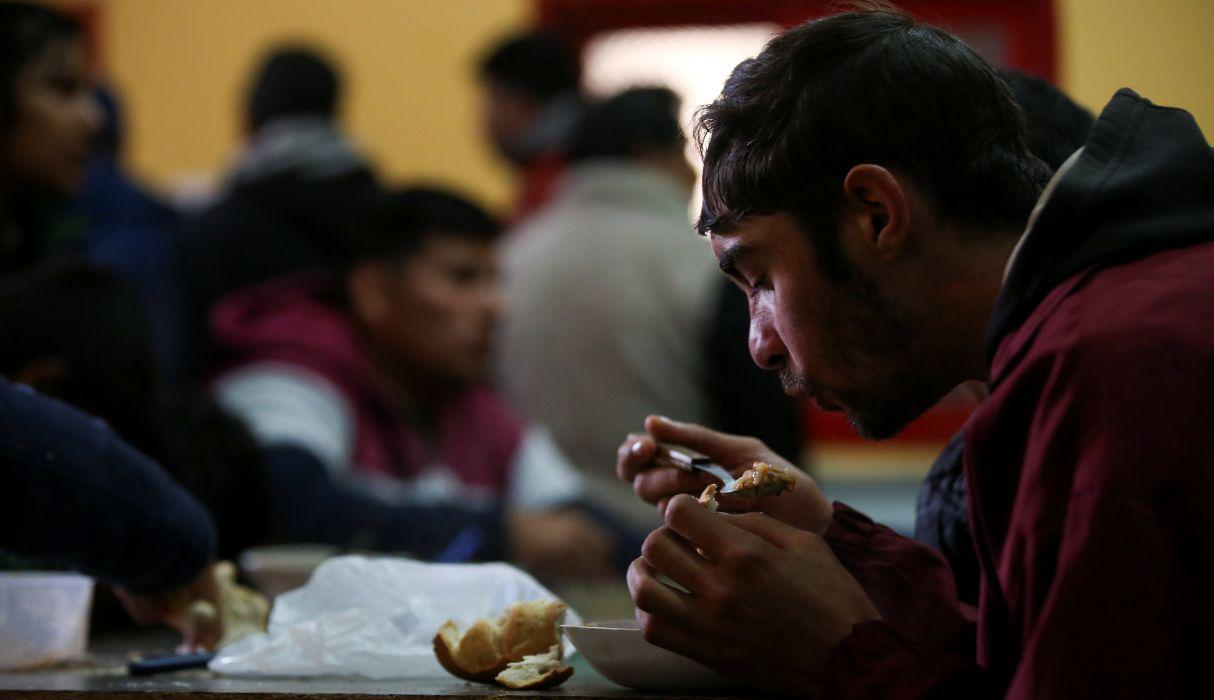 Hambre: el mal que castiga a los argentinos (y a Macri). (Foto: Reuters)