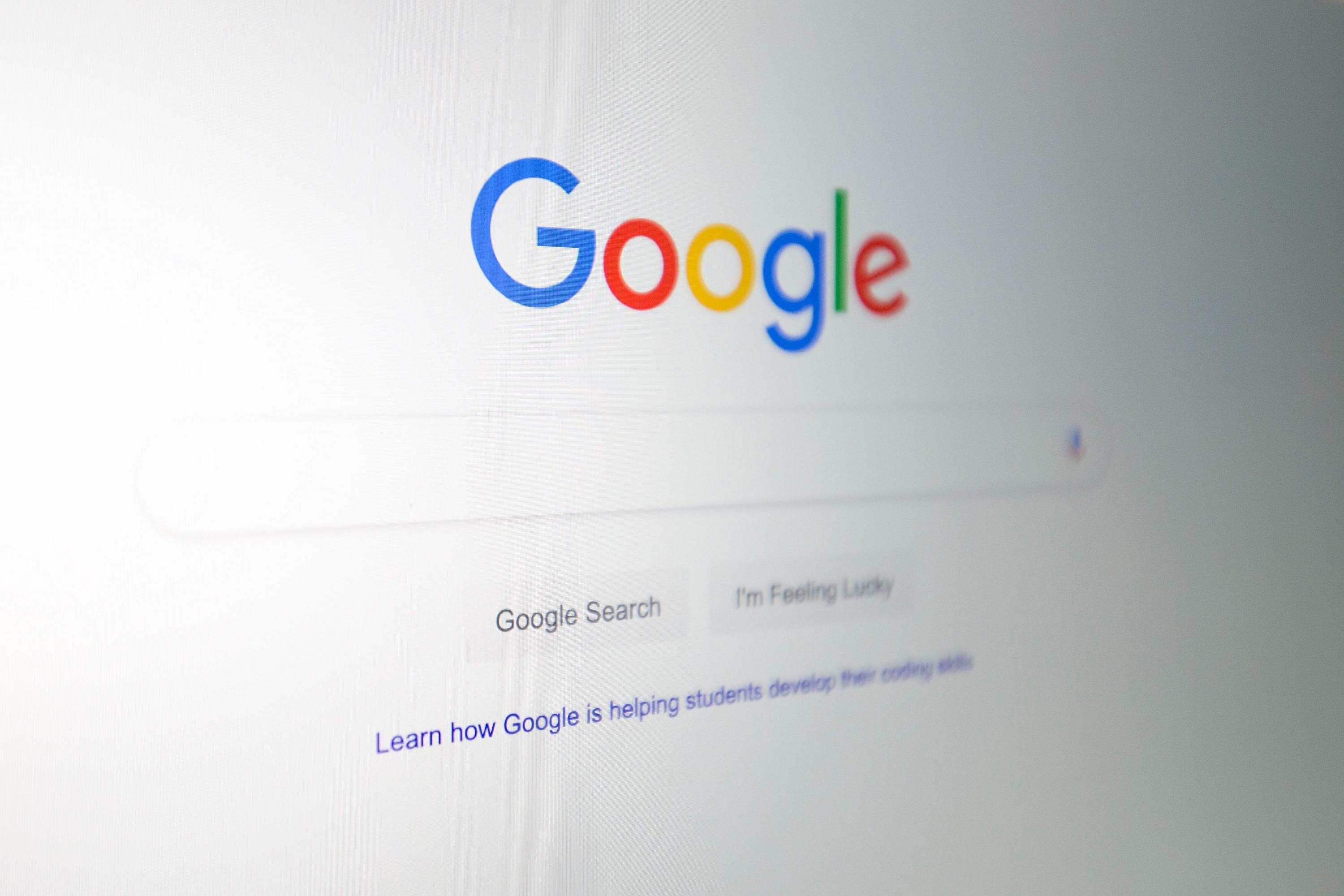 Según Google, unas de las mejoras se daría en el curso de "Habilidades Digitales Aplicadas", el cual ayuda a desarrollar capacidades tecnológicas para mejorar en el trabajo. (Foto: AFP)