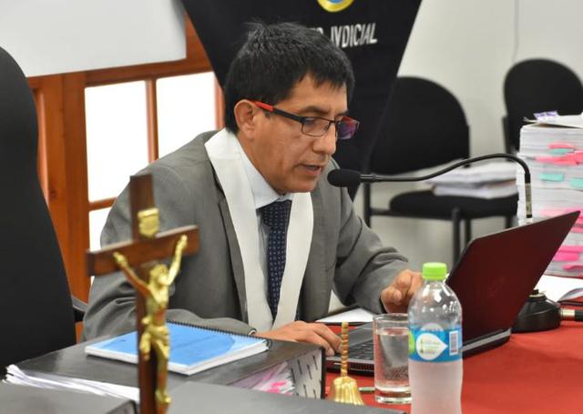 El juez Richard Concepción Carhuancho evalúa pedidos de 36 meses de prisión preventiva contra Keiko Fujimori. (Foto: Poder Judicial)