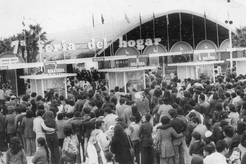 La Feria del Hogar nace en julio de 1966 como un anexo de la Feria Internacional del Pacifico, con la orientación de ser un lugar de esparcimiento para las familias que aprovechaban para visitarla durante las vacaciones escolares de mitad de año. (Foto: GEC Archivo)