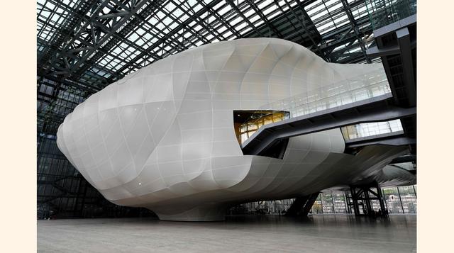 La "nube" llena también un vacío de esa zona empresarial, ya que puede albergar reuniones y convenciones. (Foto: AFP)