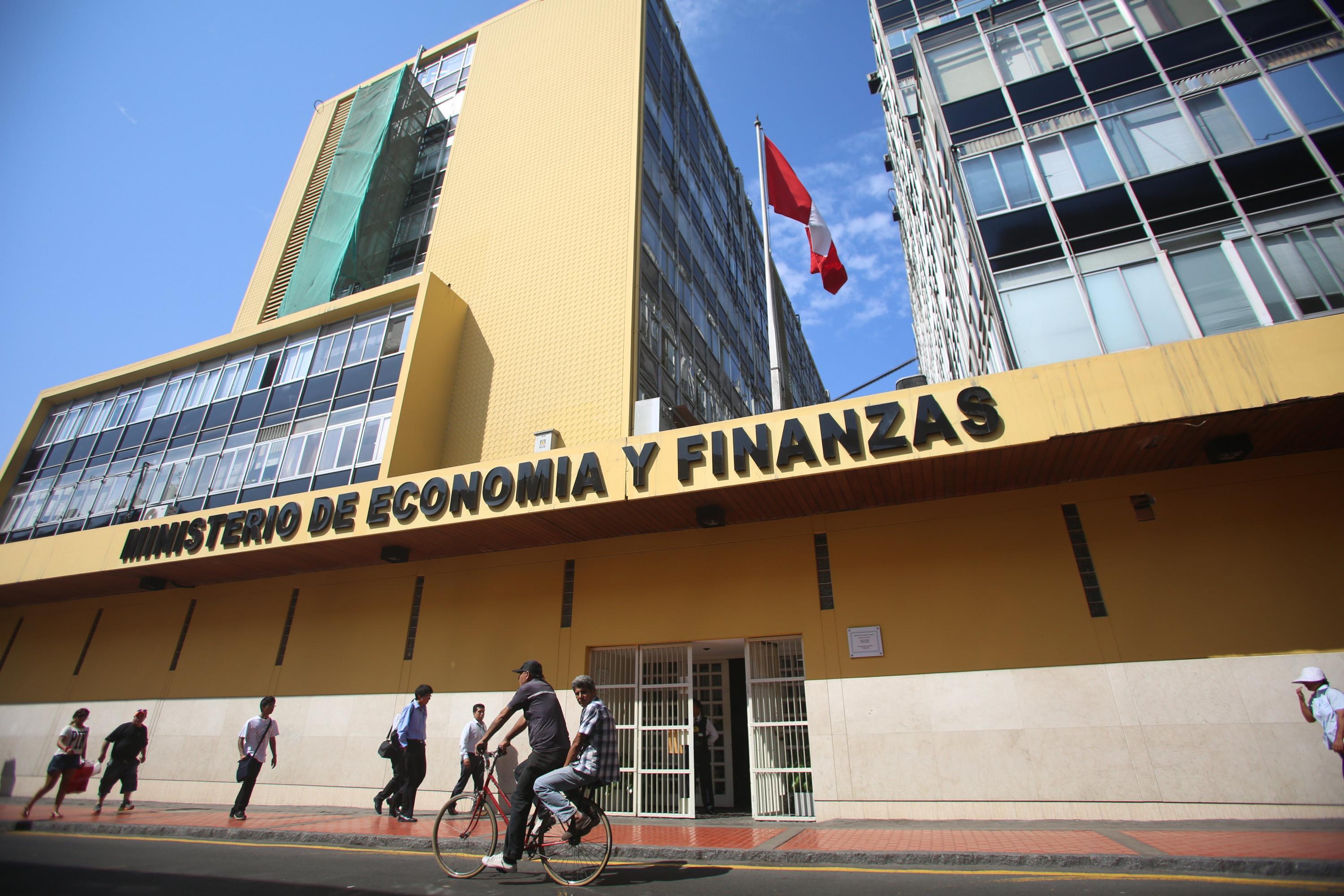 Los abonos&nbsp;se transfieren con cargo a la reserva de contingencia del MEF. &nbsp;(Foto: USI)