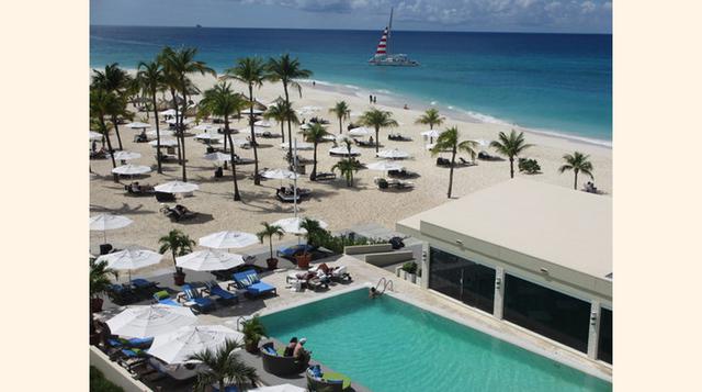 JK Place Roma,  Roma, Italia. "Un punto de la paz en una ciudad maravillosamente caótica. Este hotel reúne la esencia de la elegancia de los años 20 y el carácter de Roma. "