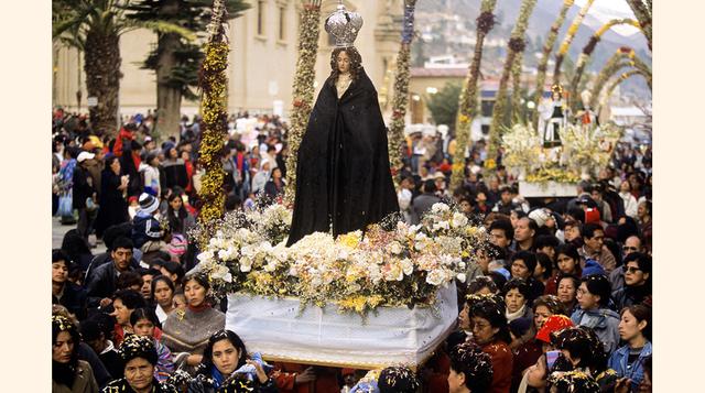 Huancayo. Los concursos de alfombras y su exquisita gastronomía convierten a Huancayo en uno de los destinos religiosos más visitados en este feriado largo. Costo por persona S/. 500 hasta S/. 2,000. (Foto: Promperú)