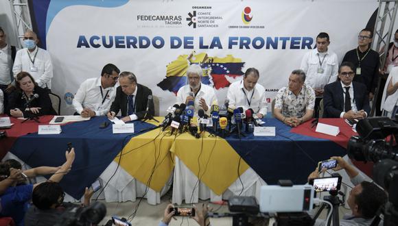 Sin embargo, el encuentro denominado Acuerdo de la Frontera no arrojó ningún acuerdo vinculante. Si bien el recién nombrado embajador de Venezuela en Colombia, Félix Plasencia, y el gobernador del estado fronterizo de Táchira, Freddy Bernal, estaban inicialmente en la agenda, ninguno de los dos asistió al evento. Foto: Bloomberg