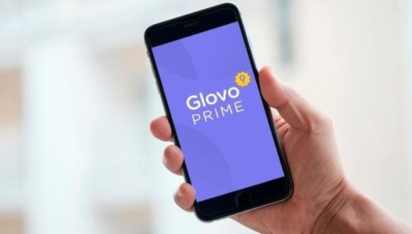 Glovo Prime que se trata de un modelo de suscripción donde el usuario paga un fijo mensual y tiene entregas a domicilio gratis durante todo el mes.
