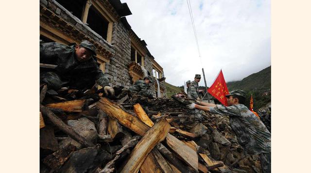 El Tibet, 15 de agosto de 1950. Magnitud de 8.6 de  la escala de Ritcher. Cerca de 17 villas fueron completamente arrasadas por este terremoto con epicentro en Rima. Los reportes cifran en más de 1,500 personas muertas producto de los deslizamientos de ti