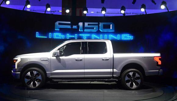 La compañía se ha asegurado el suficiente suministro de baterías de litio-ion y chips para alcanzar el objetivo de producción de 150,000 unidades al año de la camioneta Lightning.