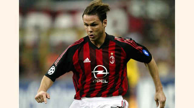 Fernando Redondo. El AC Milán pagó US$ 38 millones por el volante argentino. Pese a la reconocida calidad del jugador, este sólo disputo 16 partidos debido a una lesión que finalmente lo llevó al retiro. (Foto: 20minutos)