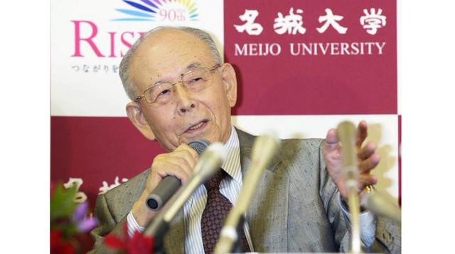 2014: Isamu Akasaki e Hiroshi Amano (Japón) y Shuji Nakamura (Estados Unidos), inventores del diodo electroluminiscente (LED) (Foto: Reuters)