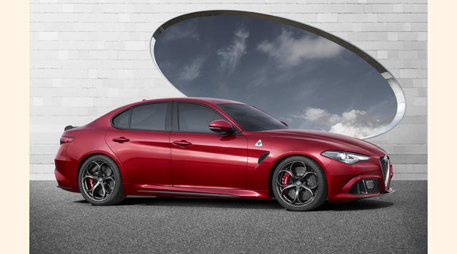 El peso del Giulia Quadrifoglio es de 1,530 kilos, repartidos al 50% en cada eje para mejorar las prestaciones. Esta distribución se ha logrado gracias al empleo de materiales como fibra de carbono y aluminio forjado. (Foto: Alfa Romeo)