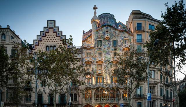 15. Barcelona, España: La segunda ciudad más grande de España ostenta la impresionante cultura y arquitectura catalana, y mucha vida nocturna. (Wikipedia Creative Commons)