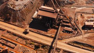 Multimillonario Andrew Forrest advierte de déficit en mineral de hierro