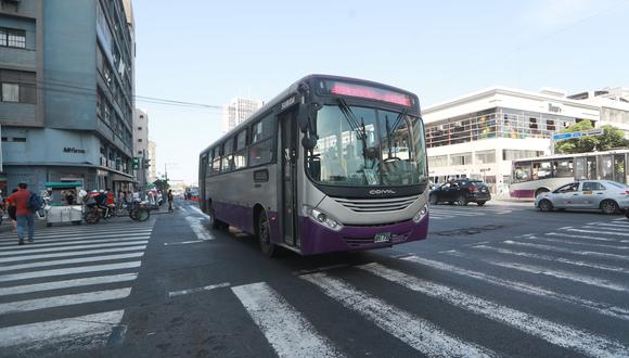 Corredor Morado busca reactivar el funcionamiento de 40 buses que nunca fueron programados por la ATU. (Foto: Alessandro Currarino)