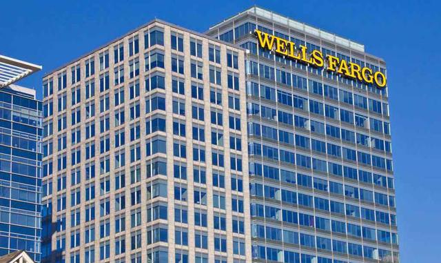 FOTO 1 | 10. Wells Fargo. Wells Fargo & Co. es una compañía diversificada de servicios financieros con operaciones en todo el mundo. Wells Fargo es el cuarto banco más grande de EE.UU. por activos y el tercer mayor banco por capitalización bursátil. Wells