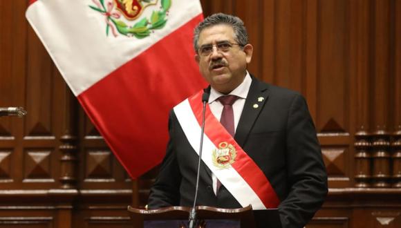 En su discurso, Manuel Merino ratificó que buscará un gabinete de consenso y unidad nacional, sin distinción de colores políticos. (Foto: Congreso)