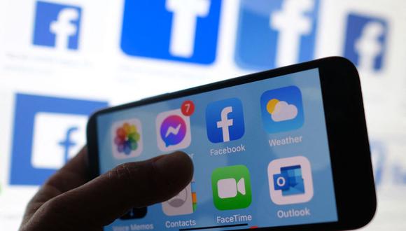 El nuevo diseño aparecerá hoy mismo a quienes usen Facebook en móviles con sistema operativo Android y en las próximas semanas para quienes utilicen iOS. (Foto: AFP/ Chris Delmas)