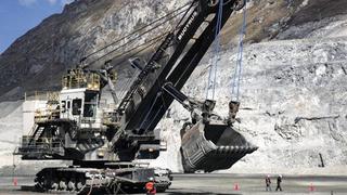 Acciones de Hochschild se recuperan mientras gobierno suaviza su postura sobre minas