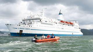 Mayor librería flotante del mundo lleva esperanza a puertos latinoamericanos