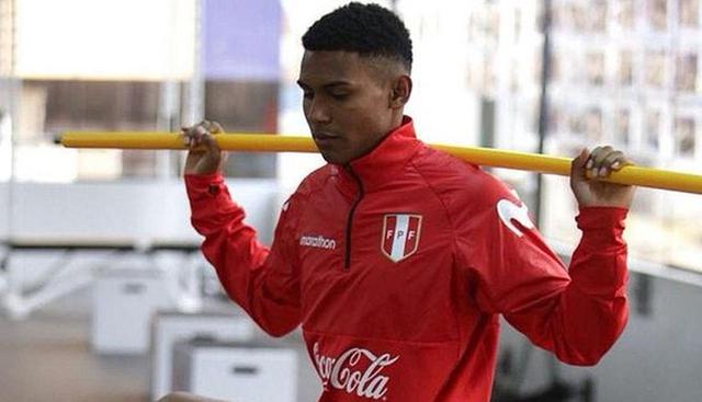 FOTO 6 | 6. Marcos López (Perú. Lateral o volante izquierdo. Earthquakes de San Jose. 19 años)
Con 18 años, se convirtió en el jugador más joven en debutar en la selección absoluta de su país.
 
Comenzó su carrera en San Martín de Porres, pasó al Sporting Cristal (donde ganó el Campeonato Descentralizado de 2018) y a comienzos de este año fichó por los Earthquakes de San Jose de la MLS (Liga de los Estados Unidos). Jugó Suramericanos con la sub-17 y la sub-20. (Foto: Difusión)