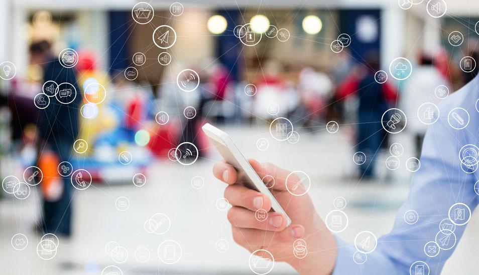 FOTOS 1 | 1. Reconstruir la confianza en las plataformas sociales
Las plataformas sociales siguen creciendo anualmente, de hecho, Facebook tiene más de 2 mil millones de nuevos usuarios cada mes. Sin embargo, no todo es color de rosa. La confianza de los consumidores en redes sociales está en terrenos pantanosos. (Foto: Freepik)