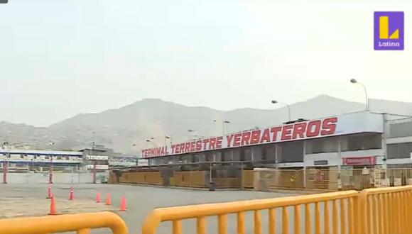 Ningún bus sale del terminal de Yerbateros en San Luis debido al paro de transportistas de carga pesada. (Foto: Captura de TV/ Latina)