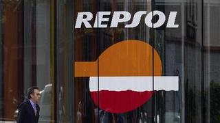 Repsol quita la marca YPF de su nombre