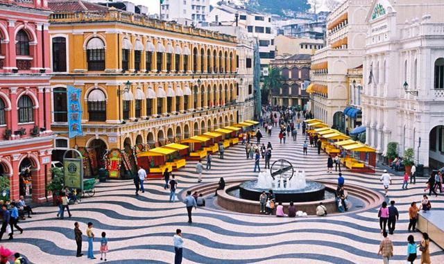 Foto 2 | Macao ► Alrededor de 20,820 personas conviven por kilómetro cuadrado.