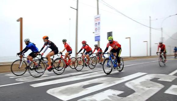 El ministro Salinas detalló que esas vías continuarán restringidas para el uso de deportes como caminatas, uso de bicicletas, patinetas, entre otras actividades deportivas al aire libre. (Foto: EFE)