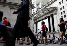 Wall Street retrocede de forma significativa por preocupación al virus chino