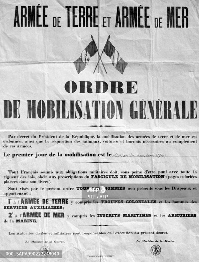 Austria entra en guerra contra Serbia; Alemania contra Rusia y Francia y Gran Bretaña contra Alemania.