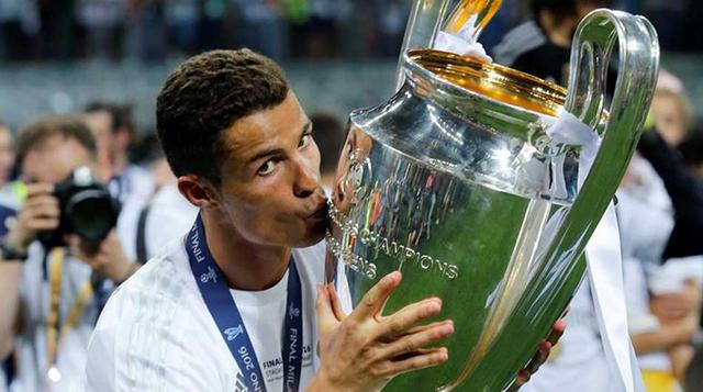 Además, Cristiano Ronaldo cuenta con 21 títulos a nivel de clubes y selección. En el último año ganó la Eurocopa, además de la Champions League y La Liga de España.