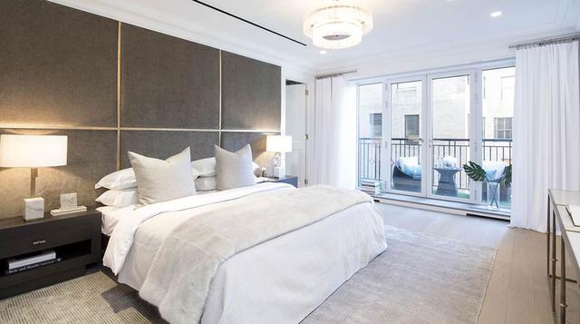 El apartamento tiene más de 6,000 pies cuadrados (más de 550 metros cuadrados) de espacio interior y más de 1,200 pies cuadrados (más de 110 metros cuadrados) de terrazas y balcones. Cuenta con cuatro dormitorios, incluyendo una suite principal que ocupa 