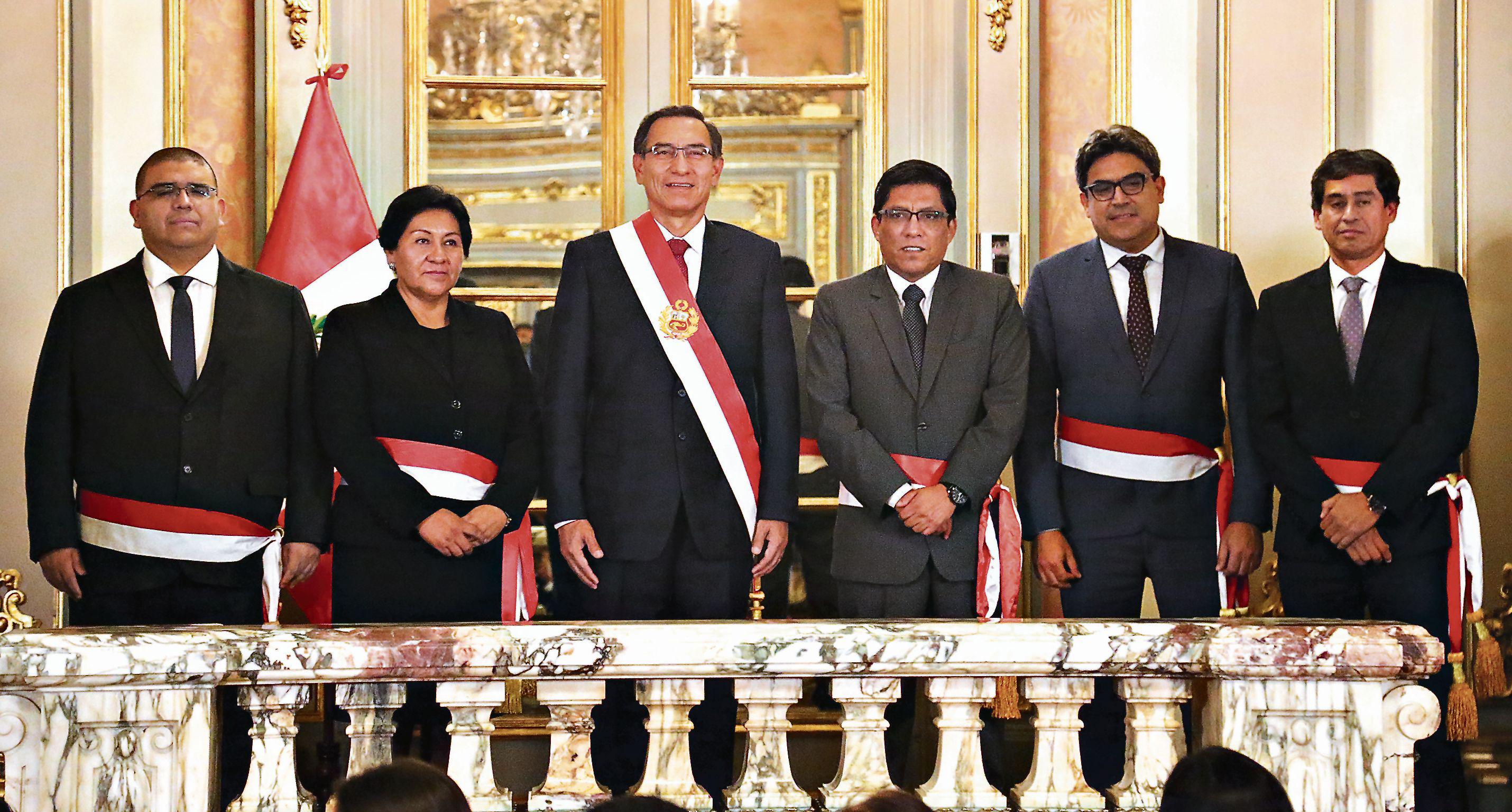 Presentación y juramentación de los nuevos Ministros de la Nación a cargo del presidente de la República Martin Vizcarra en Palacio de Gobierno. Fotos: Hugo Curotto / Grupo El Comercio
