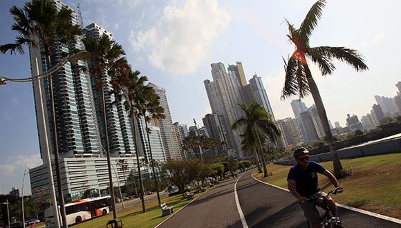 Activos residenciales en Panamá, entre otros sectores, atraen a inversores peruanos (Foto: EFE)