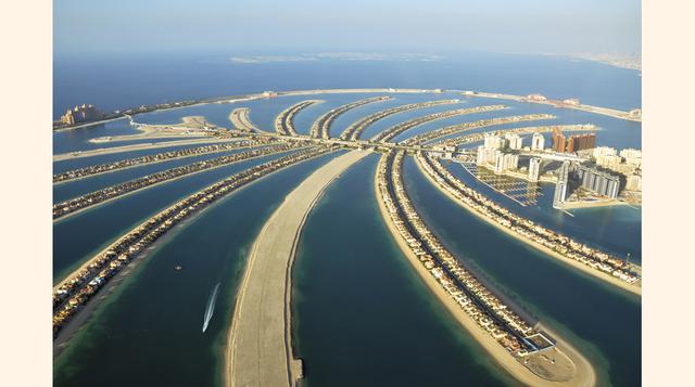 Aquí está la isla de Palm Jumeirah, la isla más pequeña, en el año 2007 dio la bienvenida a sus primeros inquilinos.