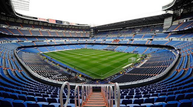 Santiago Bernabéu (Madrid – España). Es el estadio del Real Madrid. Fue inaugurado en 1947 con una capacidad de 85,454 espectadores, aunque su récord de asistencia fue de 124,000 en la década de 1950. (Foto: Getty)