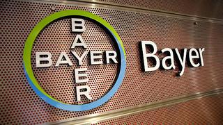 Suben a 18,400 las demandas que enfrenta Bayer por glifosato de Monsanto