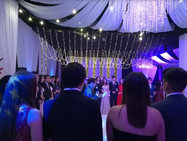 Despite the recession, proms are still big business.  The market increases in the last quarter of the year.  Photo: Event Planners Peru