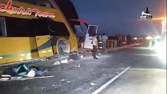 La Policía Nacional informó que el bus de la empresa de transporte “Sechura Tours”, que venía de Piura, transportaba a una delegación aprista al velorio del ex presidente Alan García. (Foto: Podemos Ferreñafe / Facebook)